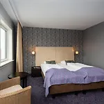 Hotel Cabinn Vejle Отель 2*