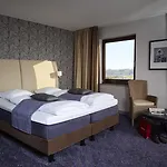Отель Hotel Cabinn Vejle Вайле