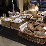 瓦埃勒卡本酒店 酒店 瓦埃勒