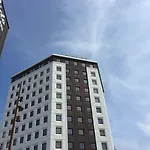 瓦埃勒卡本酒店